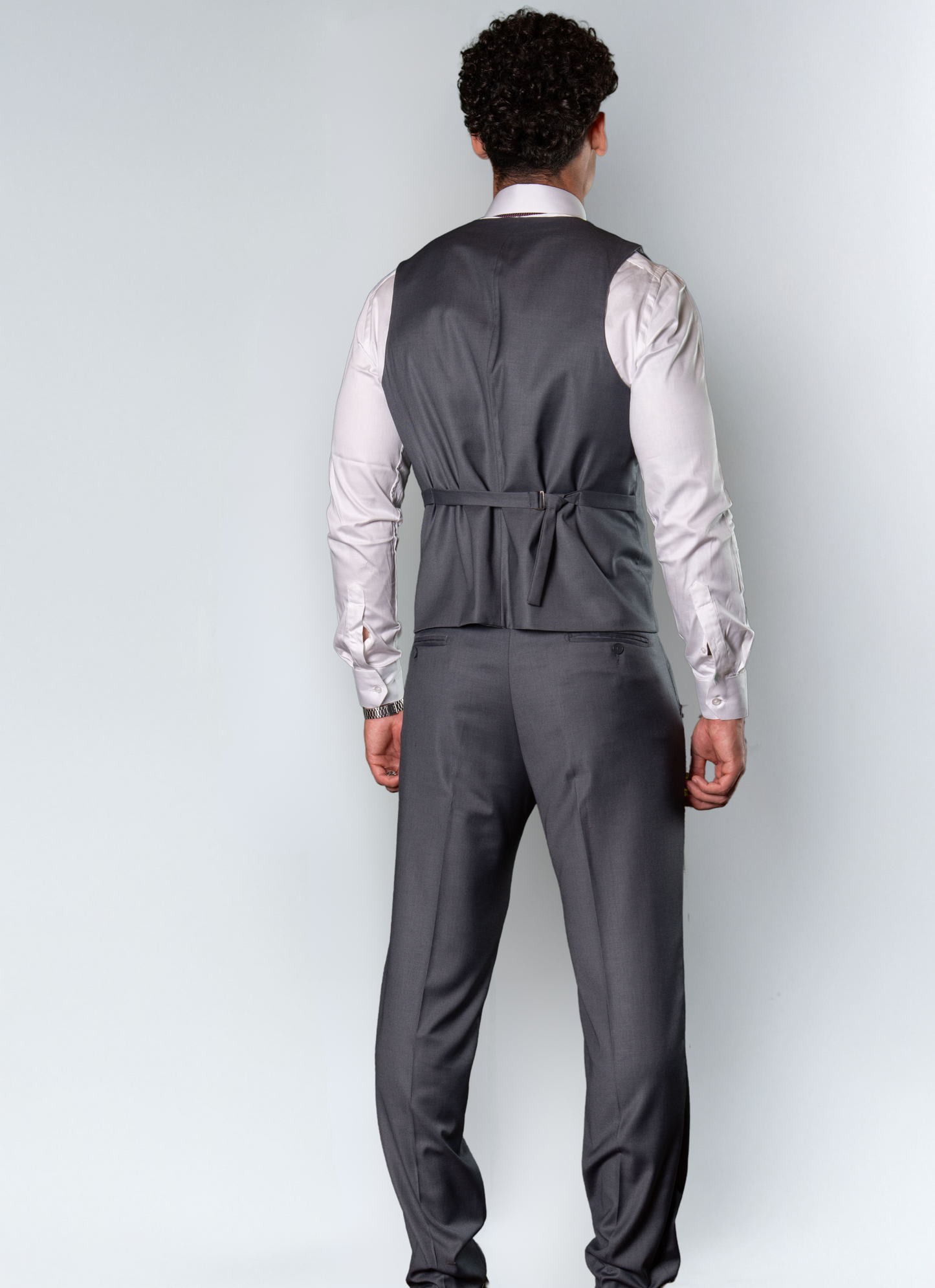 Terno Slim Com Ajustador Lateral de Fivela