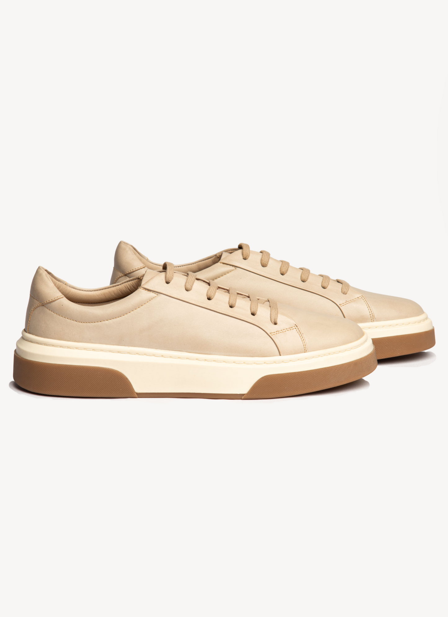 Sneaker em Couro