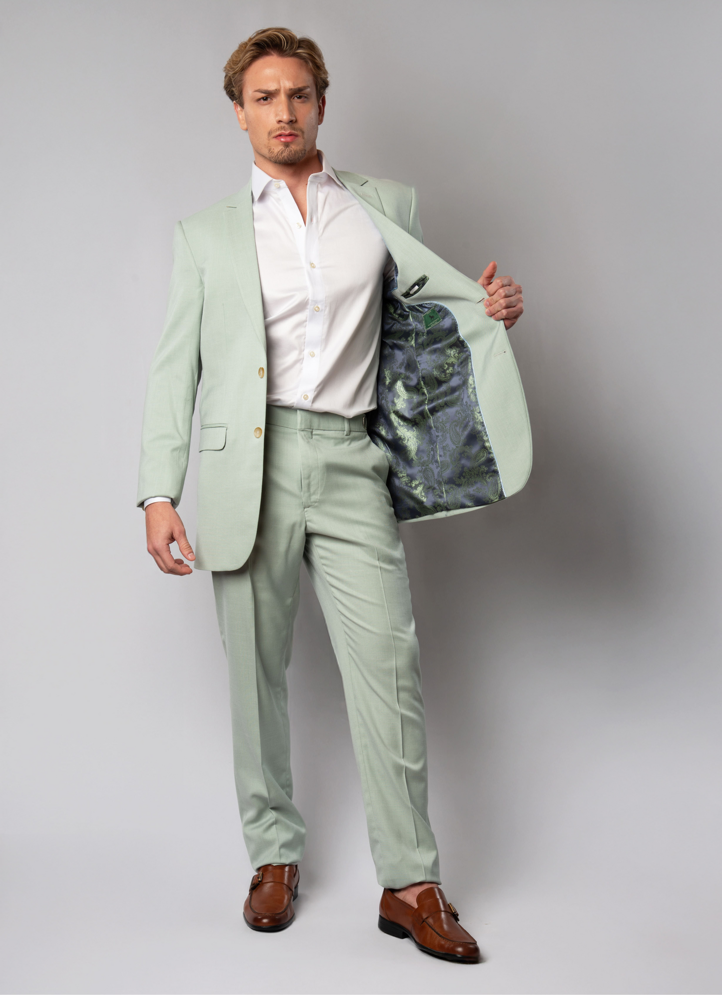Costume Slim Com Lapela Larga