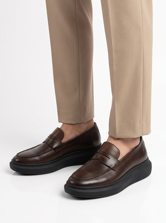 Loafer com Solado de Borracha - Café