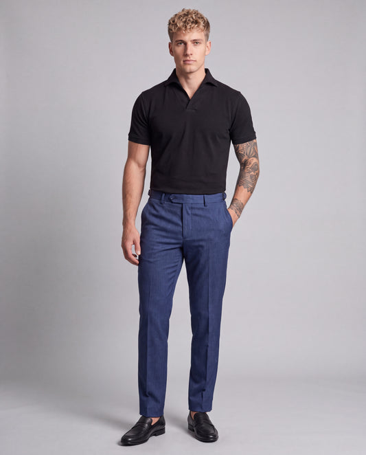Calça de Alfaiataria com Ajustador Lateral de Fivela