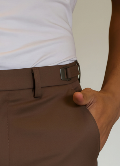 Calça de Alfaiataria com Ajustador Lateral de Fivela