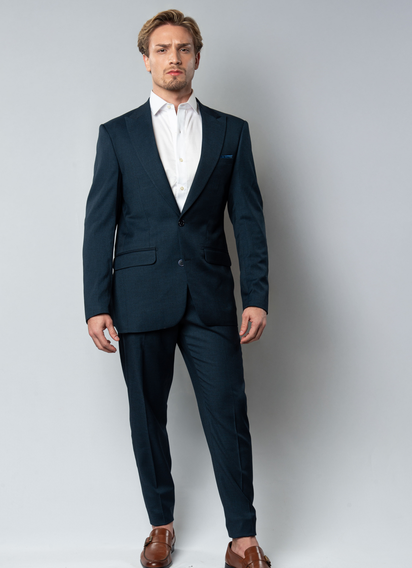 Costume Slim Com Lapela de Bico Larga