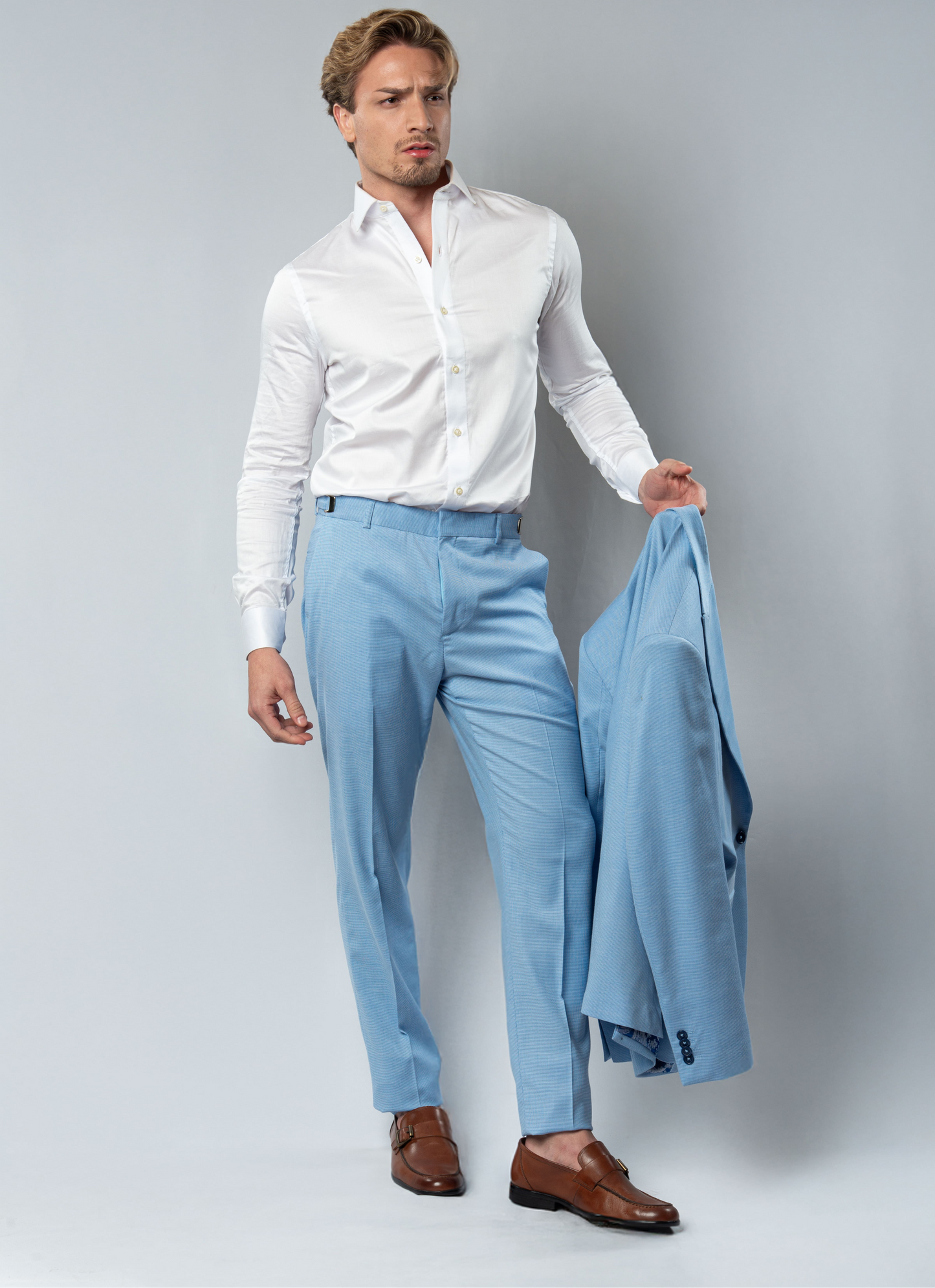 Costume Slim Com Lapela de Bico Larga