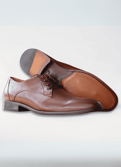 Derby Liso em Couro